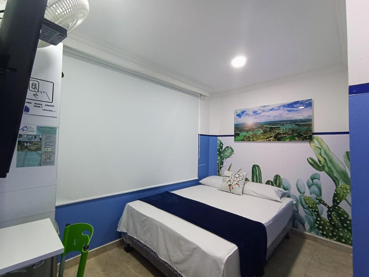 Casa Hotel Manco Mora Medellín Exteriör bild